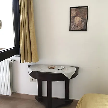 Residenza Le Serre Bed & Breakfast Acciaroli