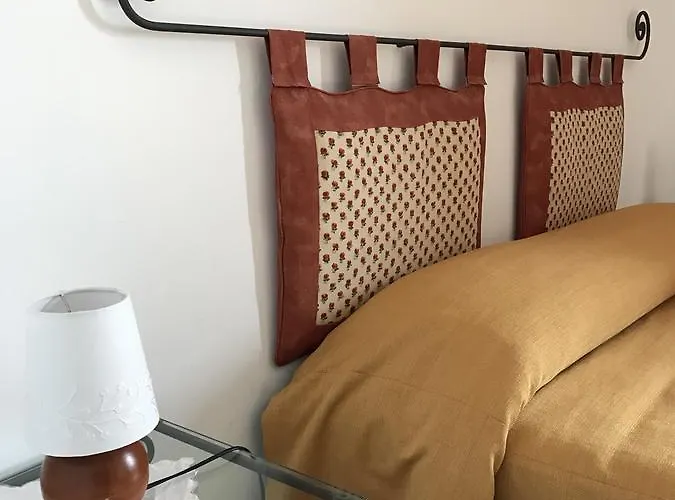 Residenza Le Serre Couette-café 3*