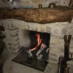 Residenza Le Serre לינה וארוחת בוקר אצ'יארולי